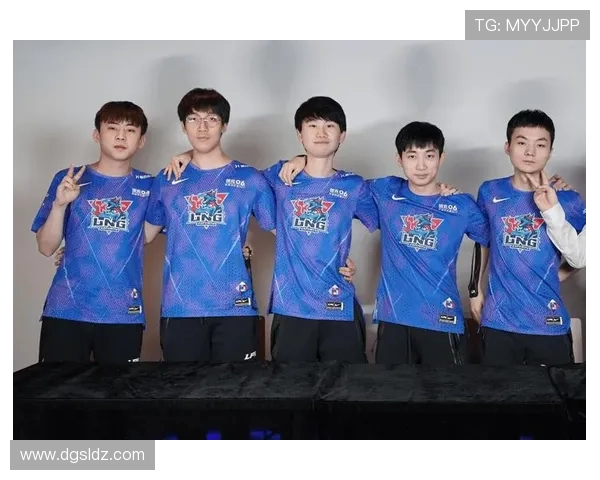 和平精英战术分析：深入探讨LNG战队的防守策略与技巧