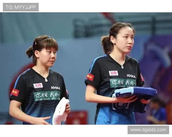 重庆飞盘队在滑板精英赛中以99分稳居积分榜首位 重庆飞盘队在滑板精英赛中以99分稳居积分榜首位