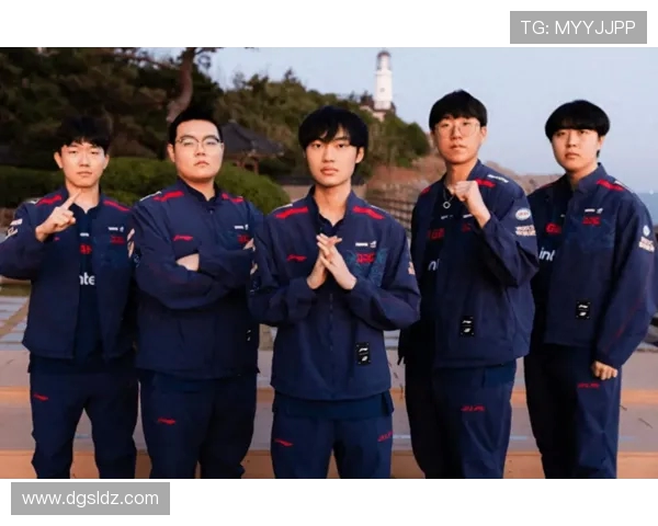 JDG战队携手全员奋进再创辉煌迎接全新赛季挑战与荣耀