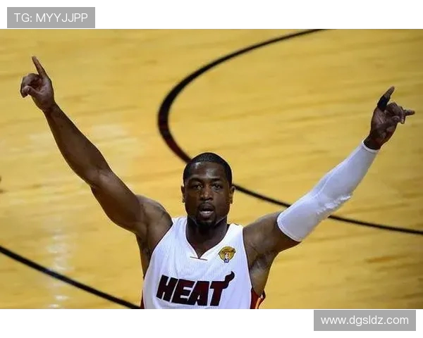 德维恩·韦德:从热火传奇到篮球世界的全能符号